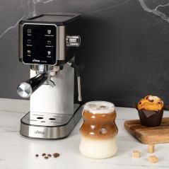 Cafetera Ufesa ARONA, 1350w, 20 bares